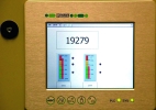 The constant line speed required for the bottle sealing process is provided by the S-Max controller and the Interbus fieldbus system